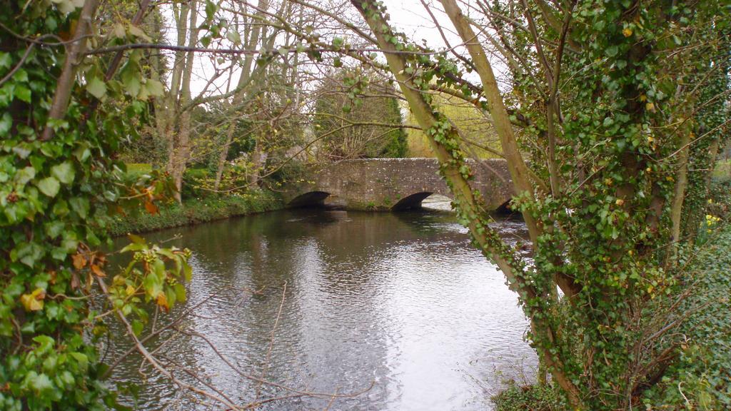 Riverside House Hotel Ashbourne  Exterior photo